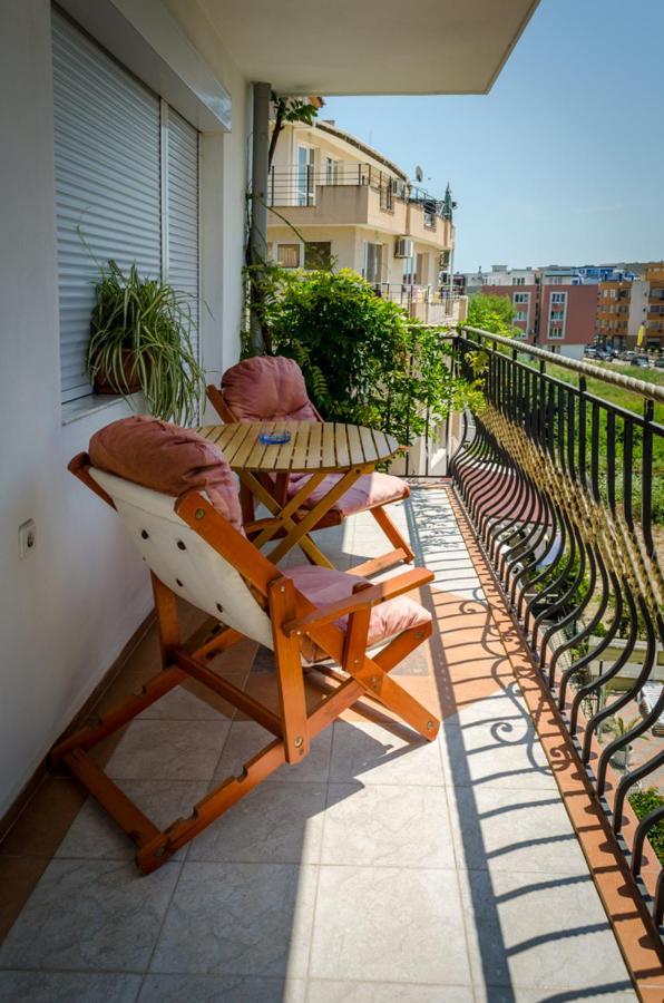 Kalypso Hotel Primorsko Extérieur photo